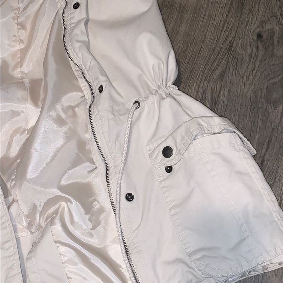 Jacket - Picture 3 of 4